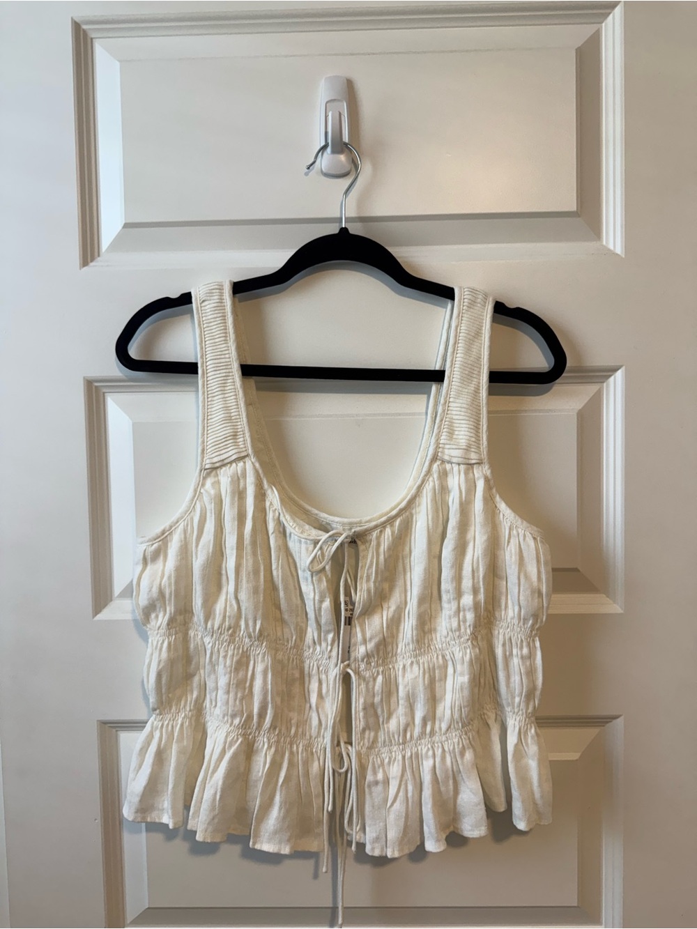 Abercrombie White Ruched Tie-Front Crop Tank - Picture 7 of 7